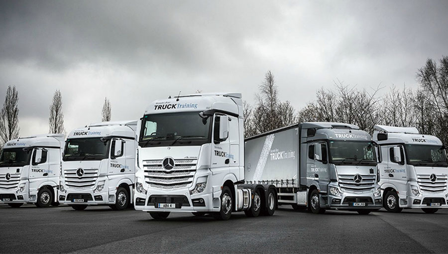 /static/active/2020315/style/mercedes-benz-trucks-7.jpg